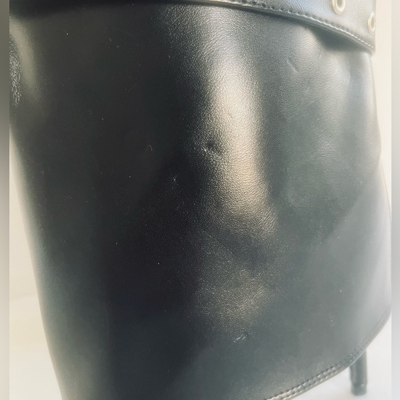 WILD DIVA Lounge Women’s Zaily Buckle Black Stiletto Boot Size 5.5 NEW - Picture 10 of 11